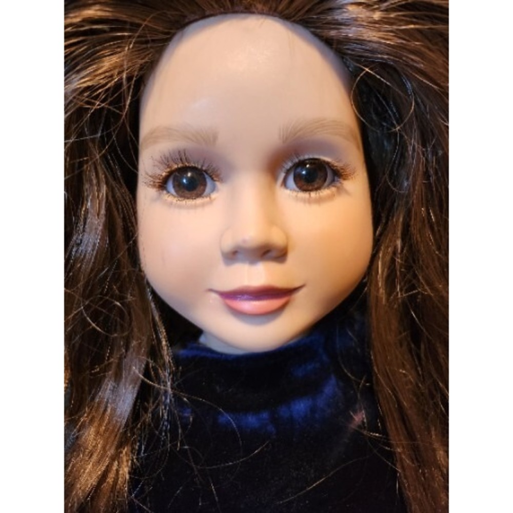 My Twinn Poseable Doll  1999 Dark‎ Hair Brown Eyes Blue Velveteen Dress